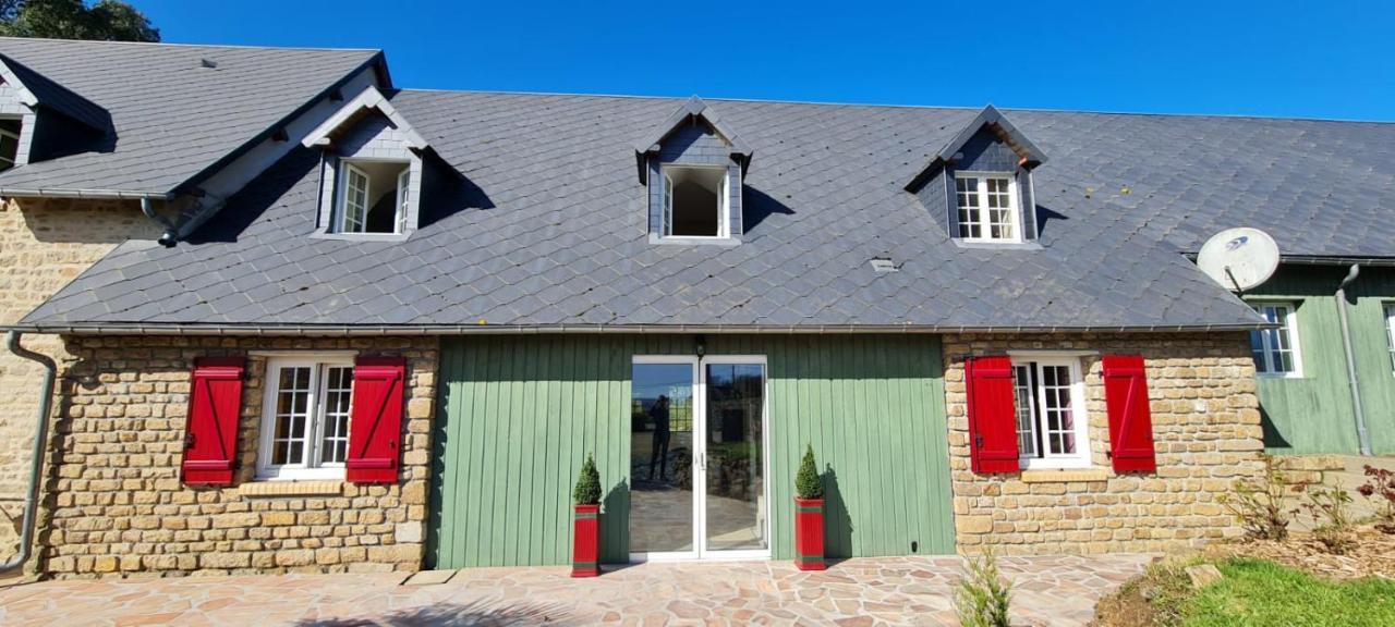 La Pichonniere Bed & Breakfast Isigny-le-Buat Dış mekan fotoğraf