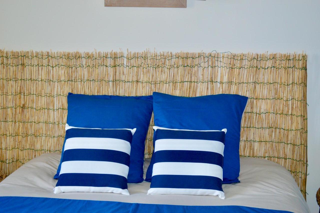 La Pichonniere Bed & Breakfast Isigny-le-Buat Dış mekan fotoğraf